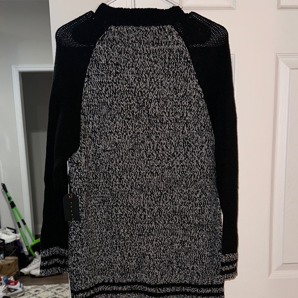 Forever 21 Black and White Button-Up Cardigan - Picture 8 of 9
